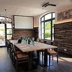 4 Sterne & Restaurant Haunstetter Hof 4* 奥格斯堡