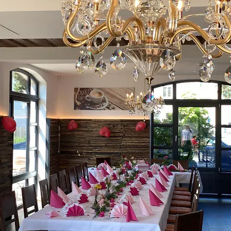 4 Sterne & Restaurant Haunstetter Hof