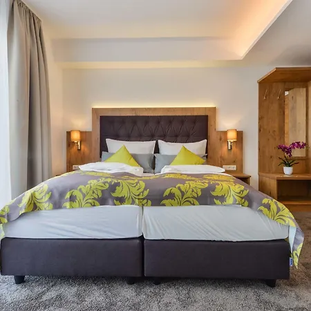 4 Sterne & Restaurant Haunstetter Hof Hotell 4*