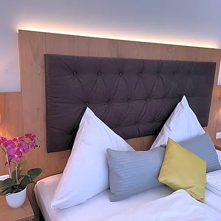4 Sterne & Restaurant Haunstetter Hof 4* Augsburg