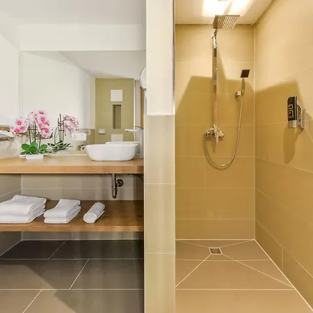 Hotel Haunstetter Hof 4*